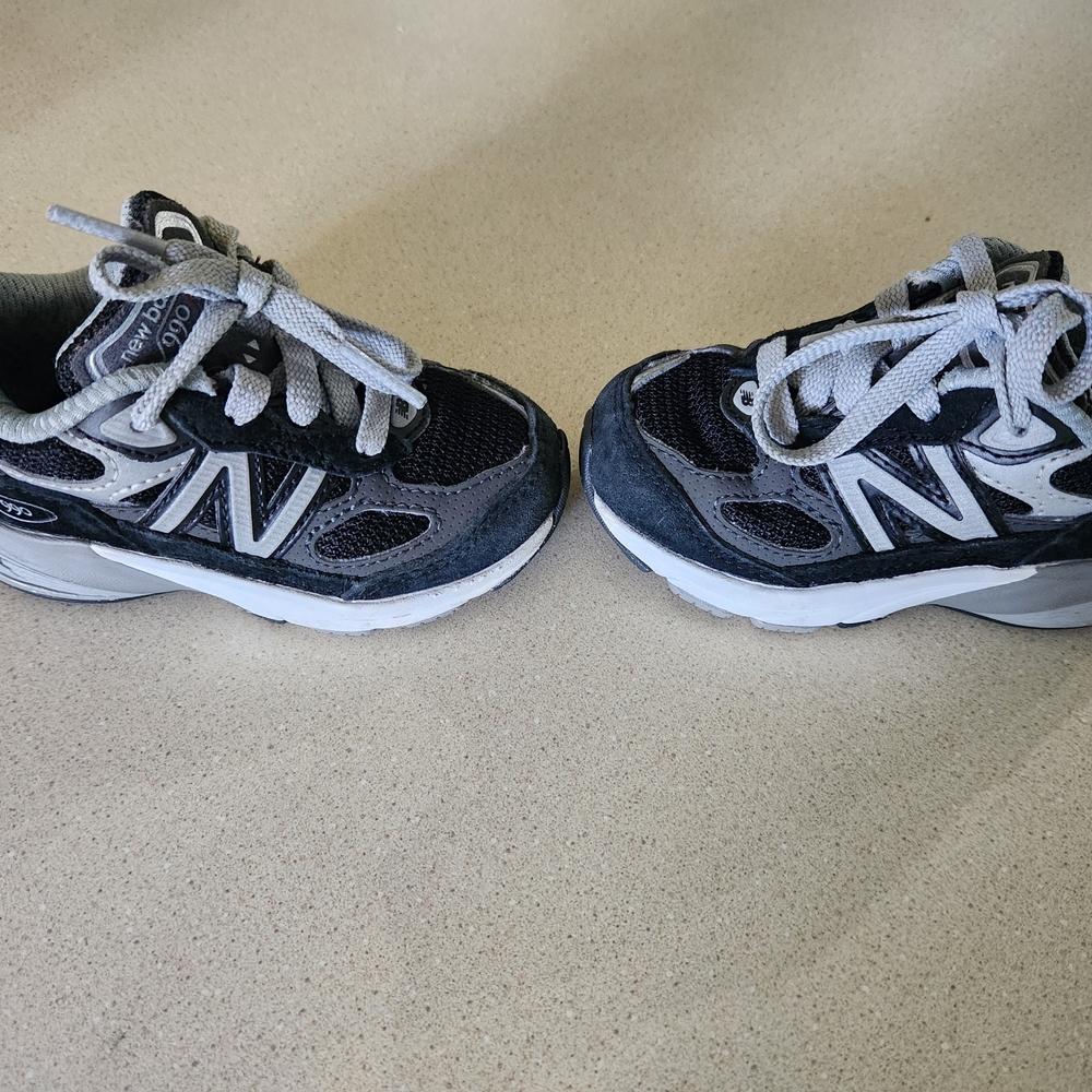 New Balance Kids' Black and Gray Sneakers